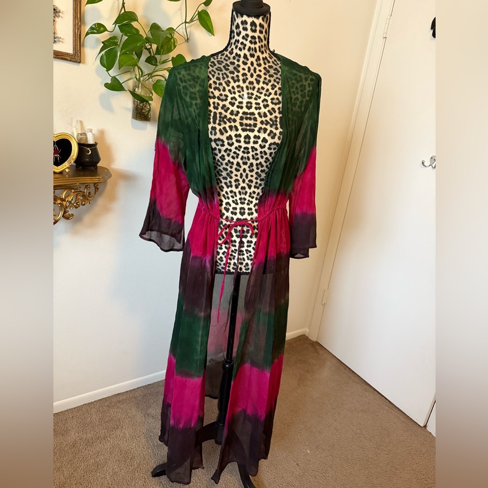Pyramid Collection Elegant Multicolor Women's sheer Robe